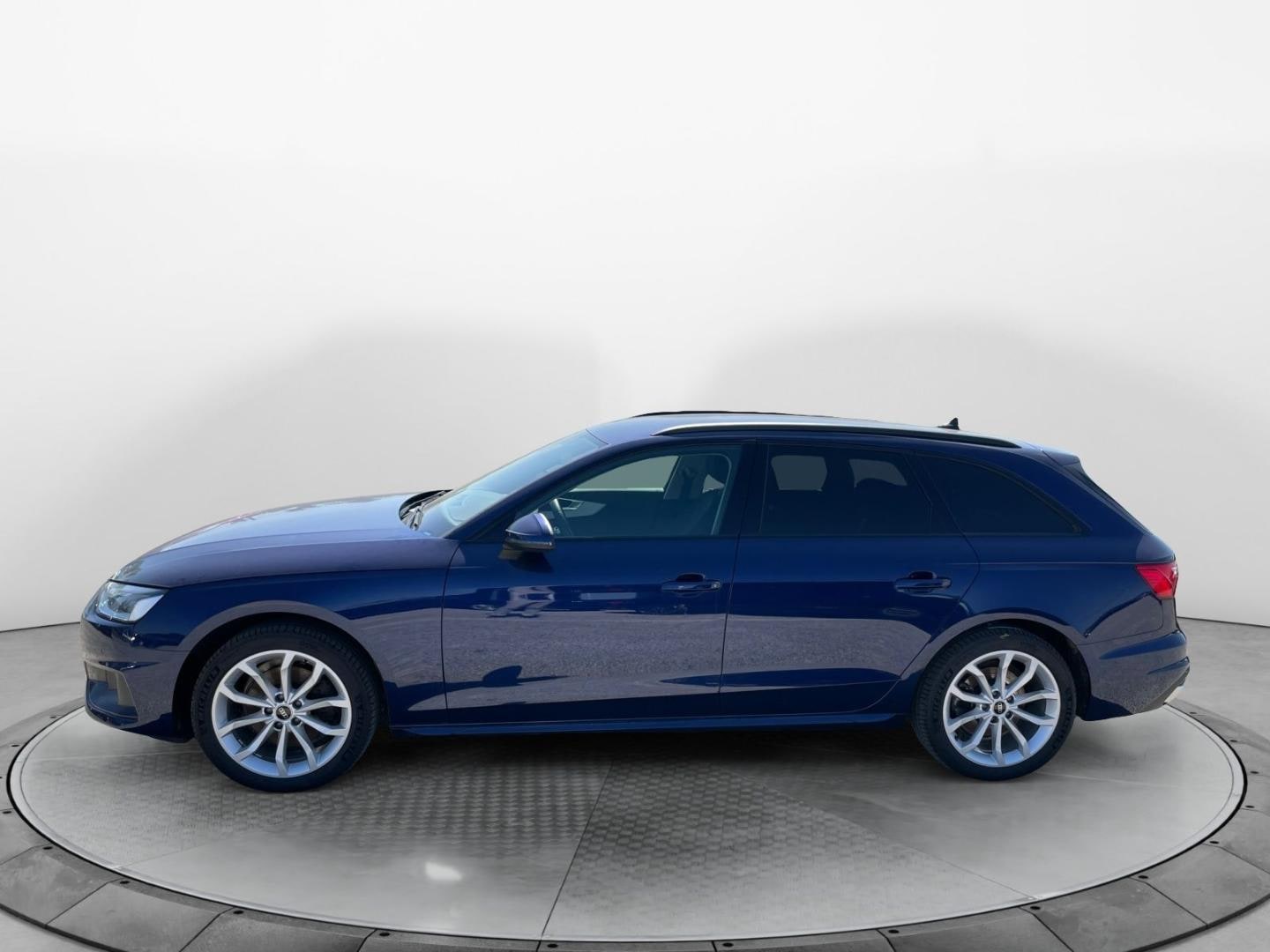 Bild über Audi A4 Avant advanced 35 TFSI S tronic - für weitere Informationen kontaktieren Sie den Audi Partner
