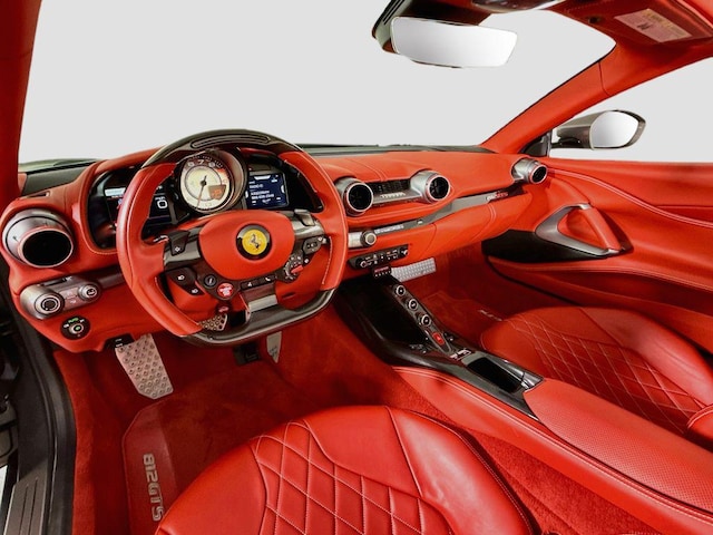 2021 Ferrari 812 GTS