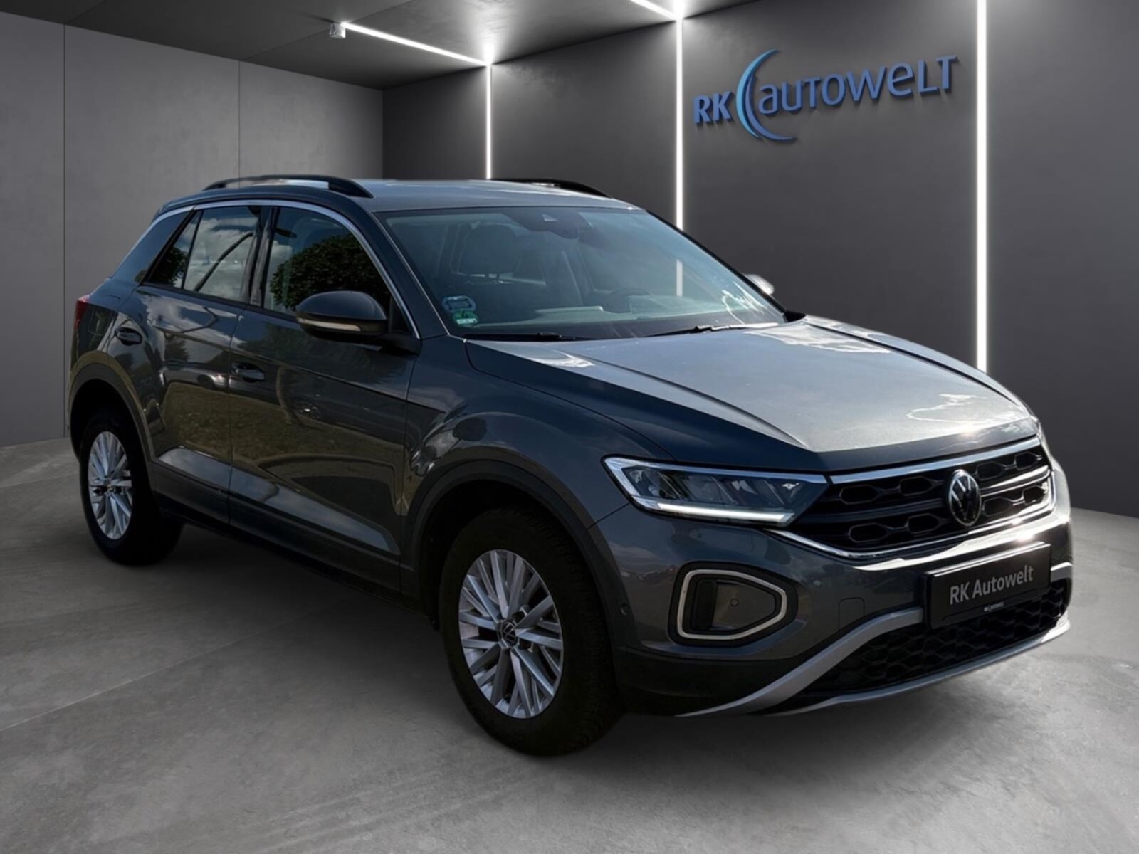 Volkswagen T-Roc – Bild 2