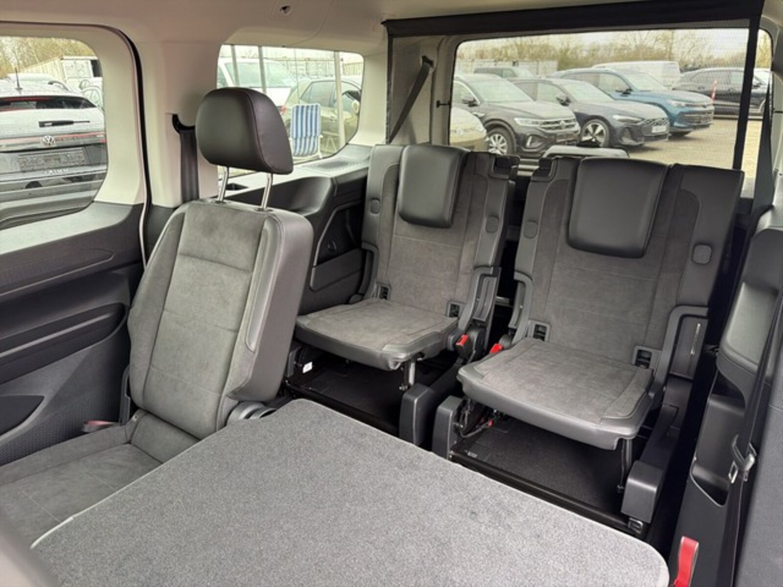 Volkswagen Caddy Maxi – Bild 14