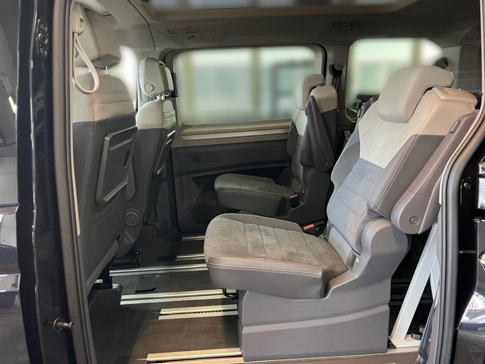 Volkswagen Multivan – Bild 14