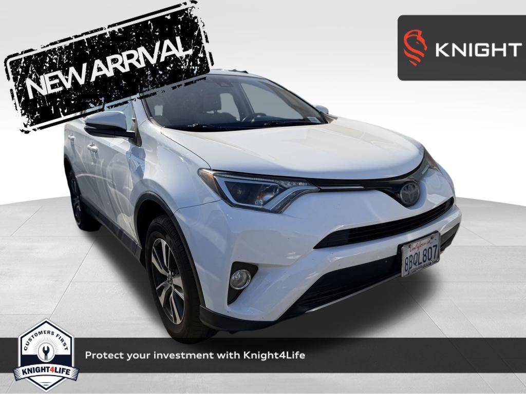 2018 Toyota RAV4 XLE's photo