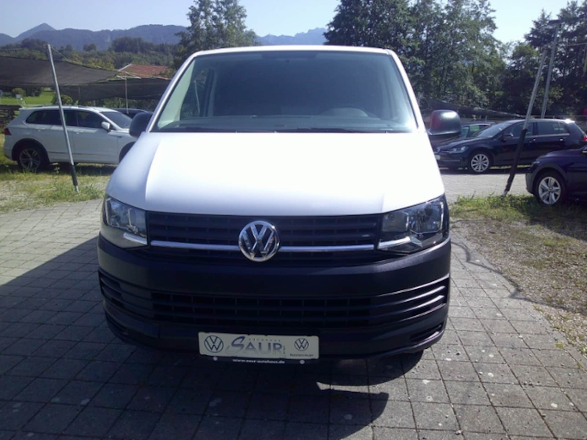 Volkswagen T6 Transporter Kasten kurzer Radstand