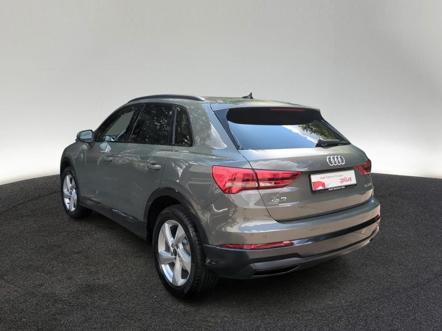 Bild über Audi Q3 advanced 35 TFSI S tronic - für weitere Informationen kontaktieren Sie den Audi Partner