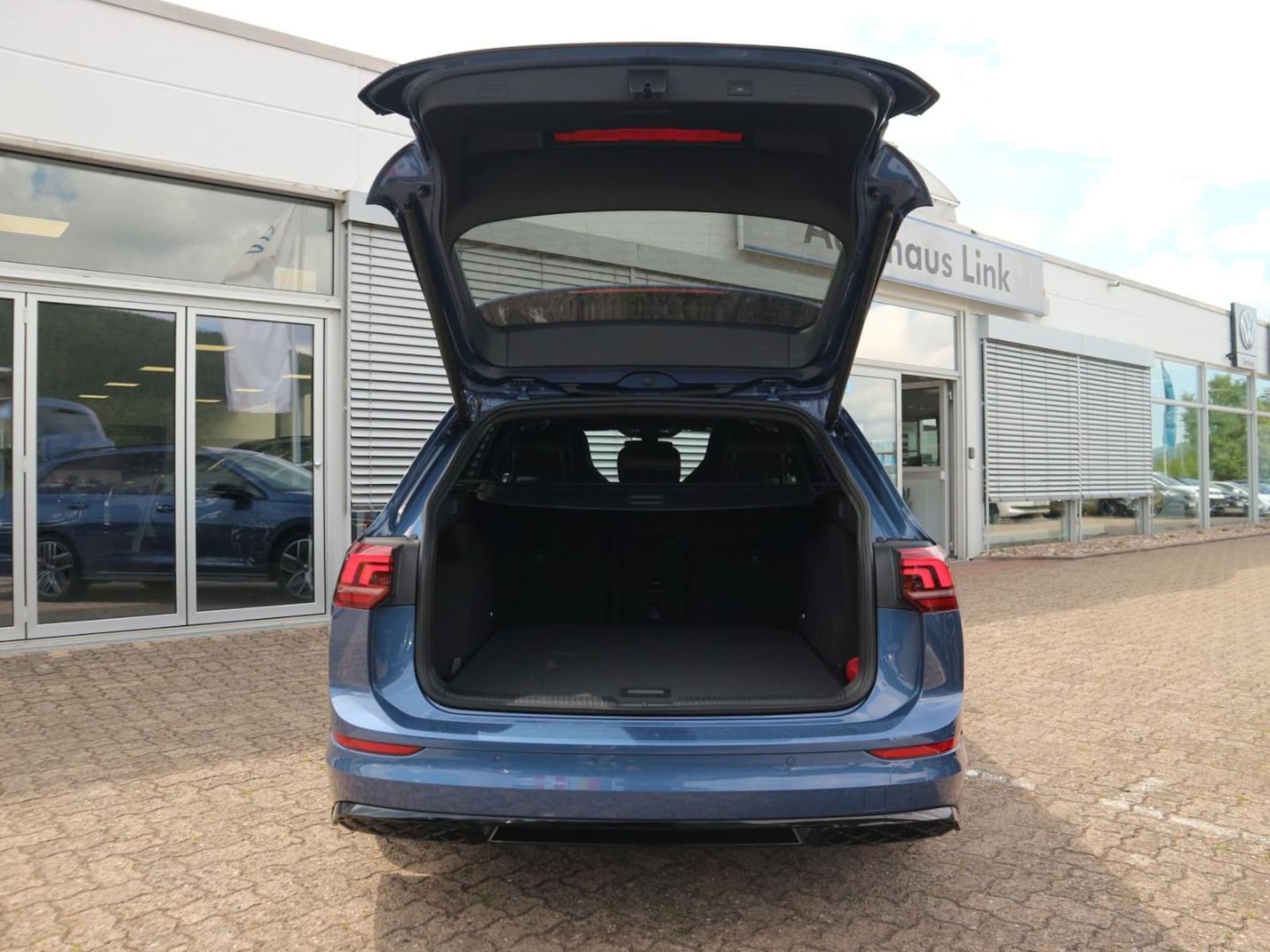 Volkswagen Golf Variant R-Line