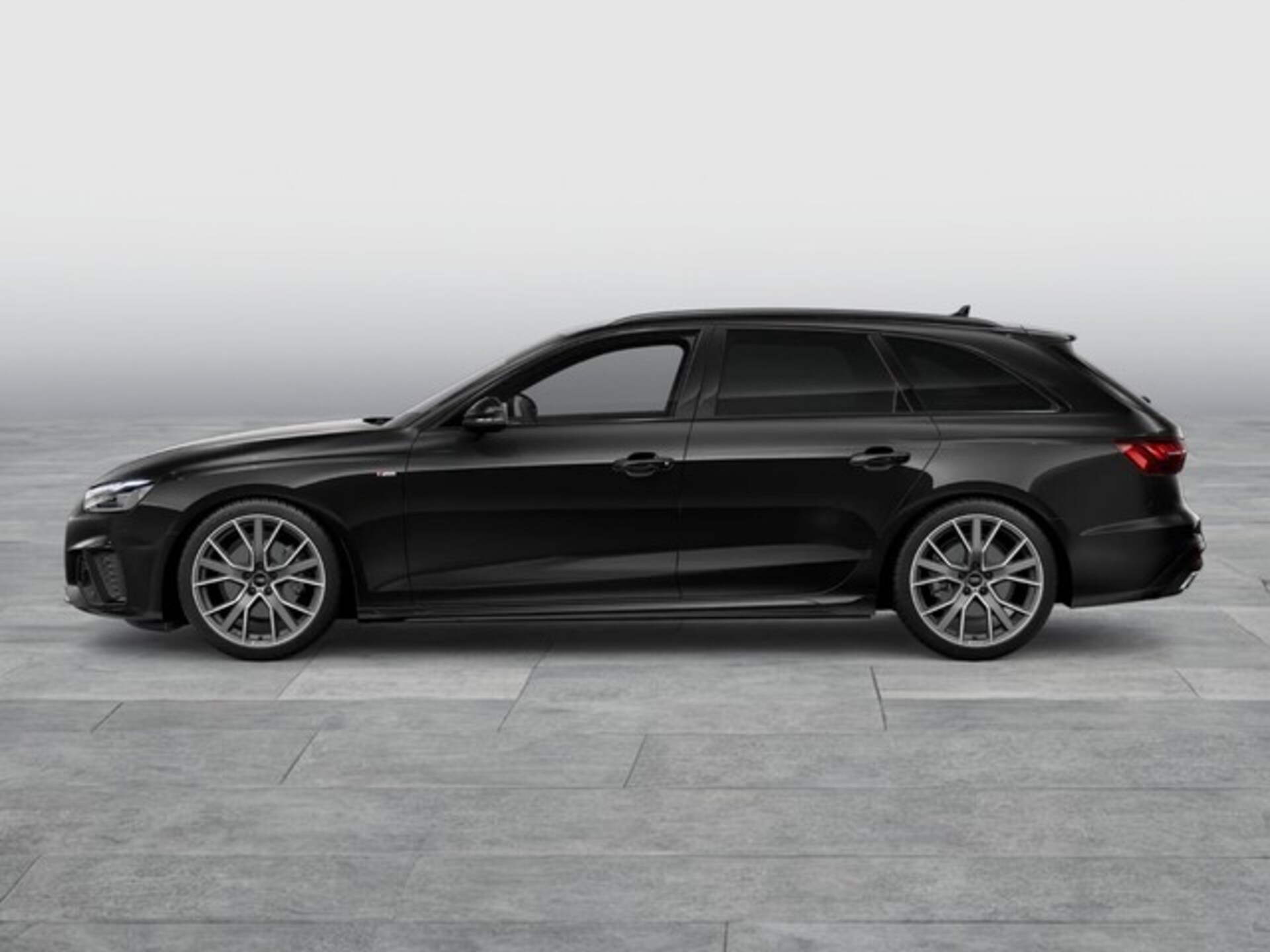 Audi A4 Avant S line