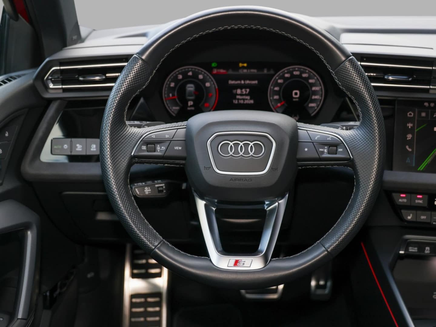 Bild über Audi A3 Limousine S line TFSI S tronic - für weitere Informationen kontaktieren Sie den Audi Partner
