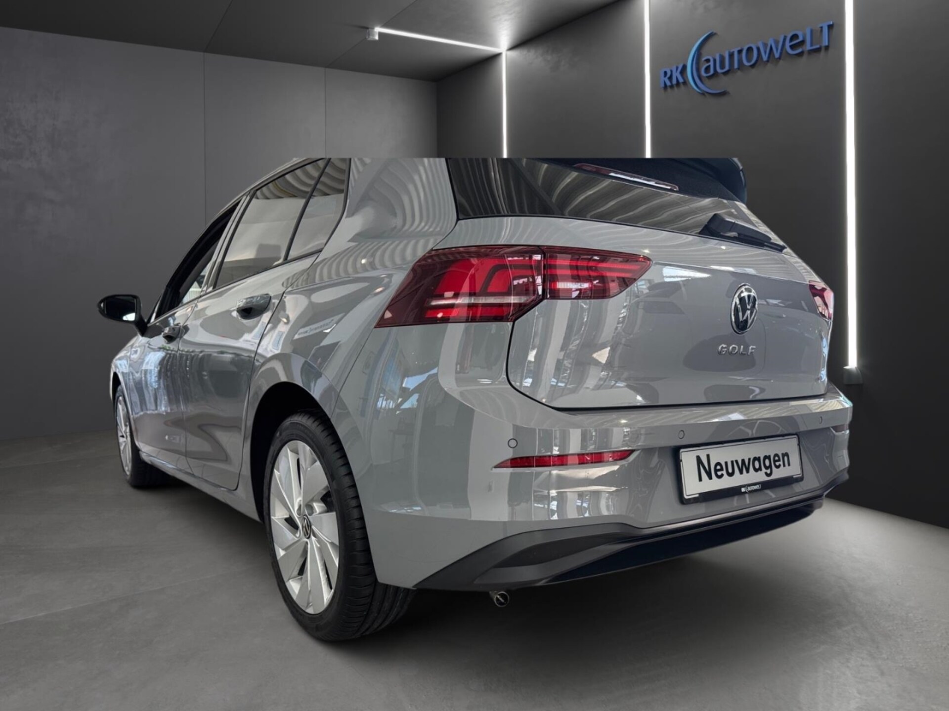 Volkswagen Golf Life