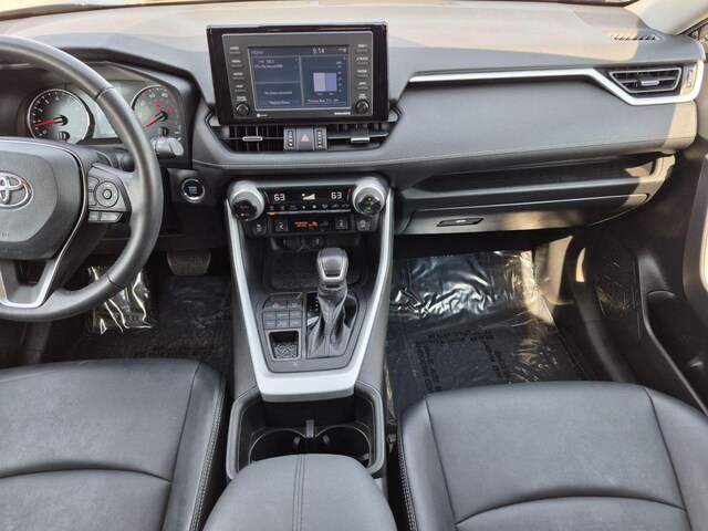 2022 Toyota RAV4 XLE Premium - Photo 18