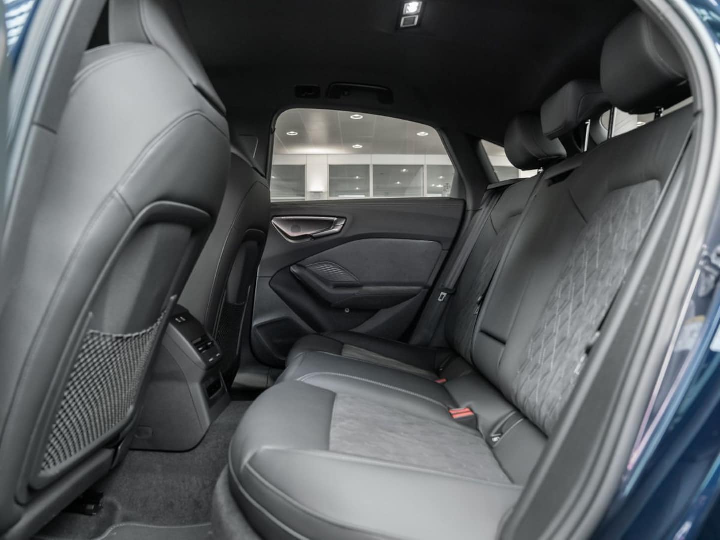 Bild über Audi A5 Limousine TFSI quattro 150 kW S tronic - für weitere Informationen kontaktieren Sie den Audi Partner