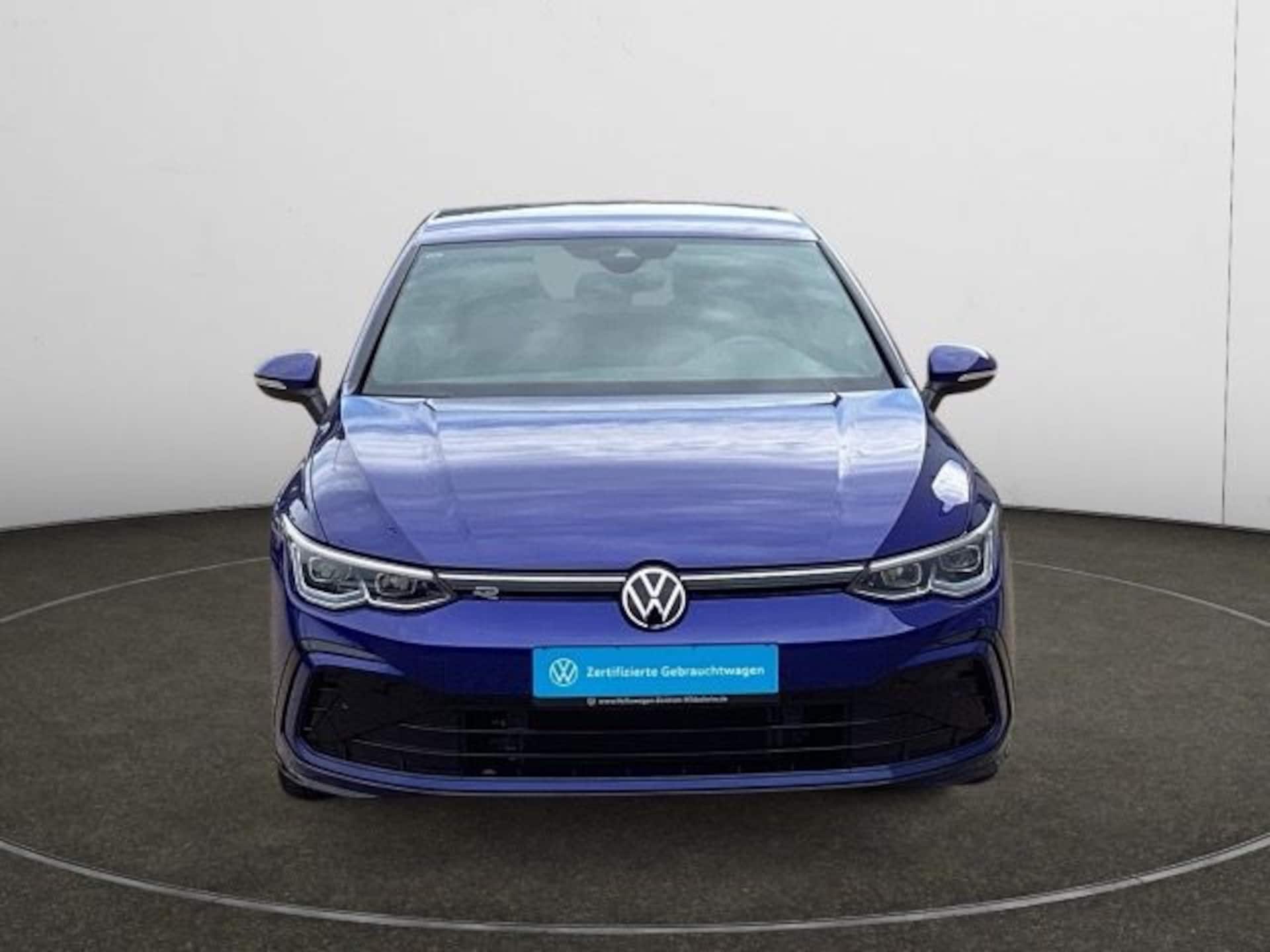 Volkswagen Golf R-Line
