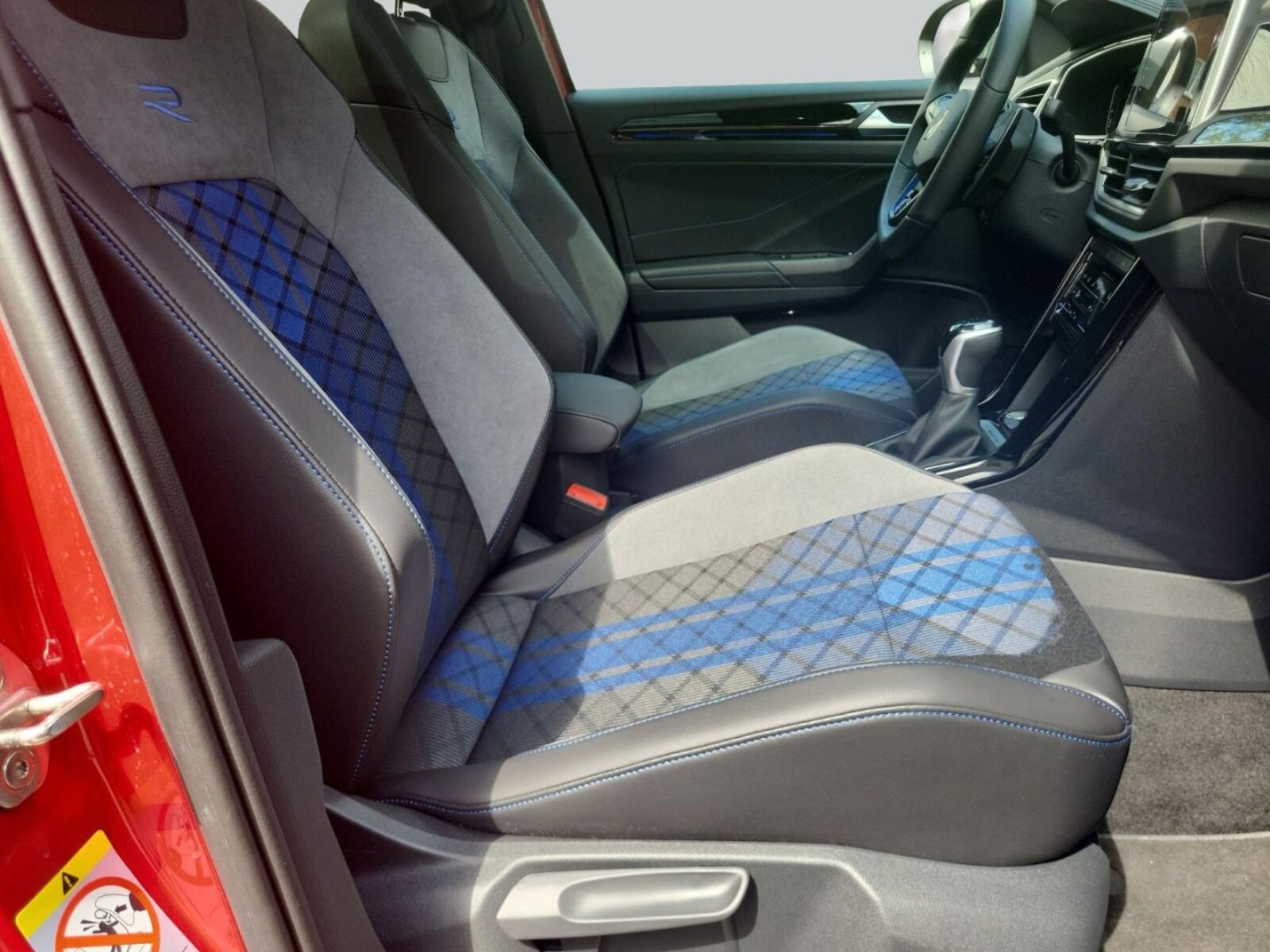 Volkswagen T-Roc – Bild 12