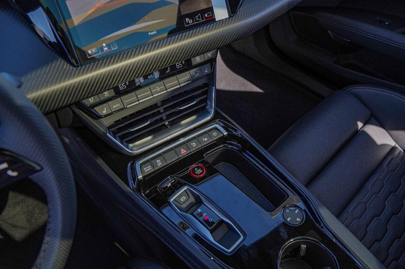 2026 Audi S e-tron GT Prestige - Photo 13