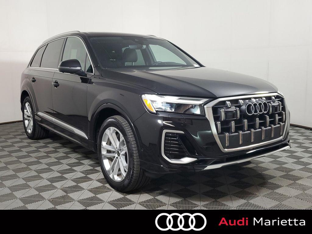 2025 Audi Q7 55 Premium Plus quattro Tiptronic's photo