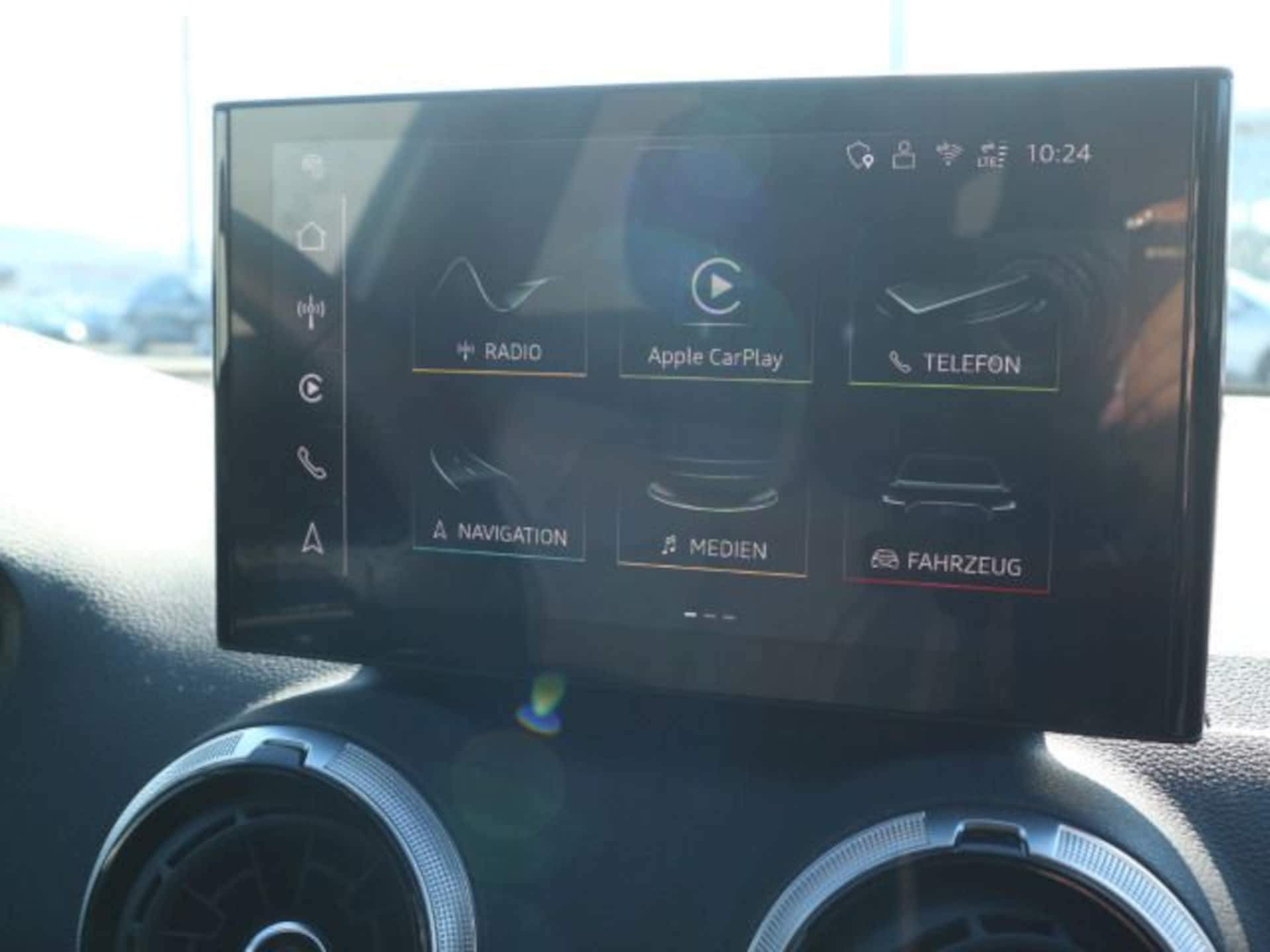 Audi Q2 S line