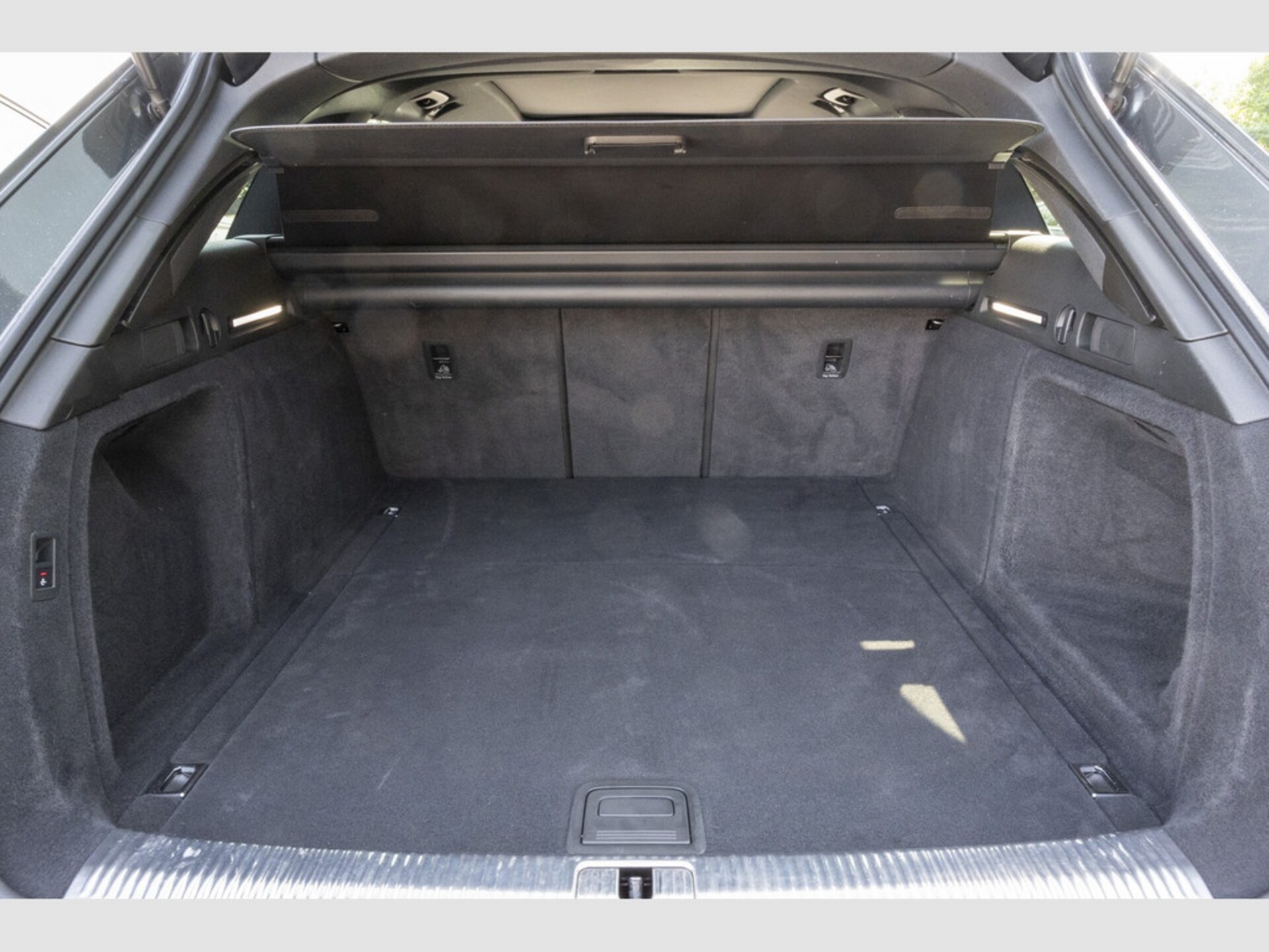 Audi A4 Avant S line