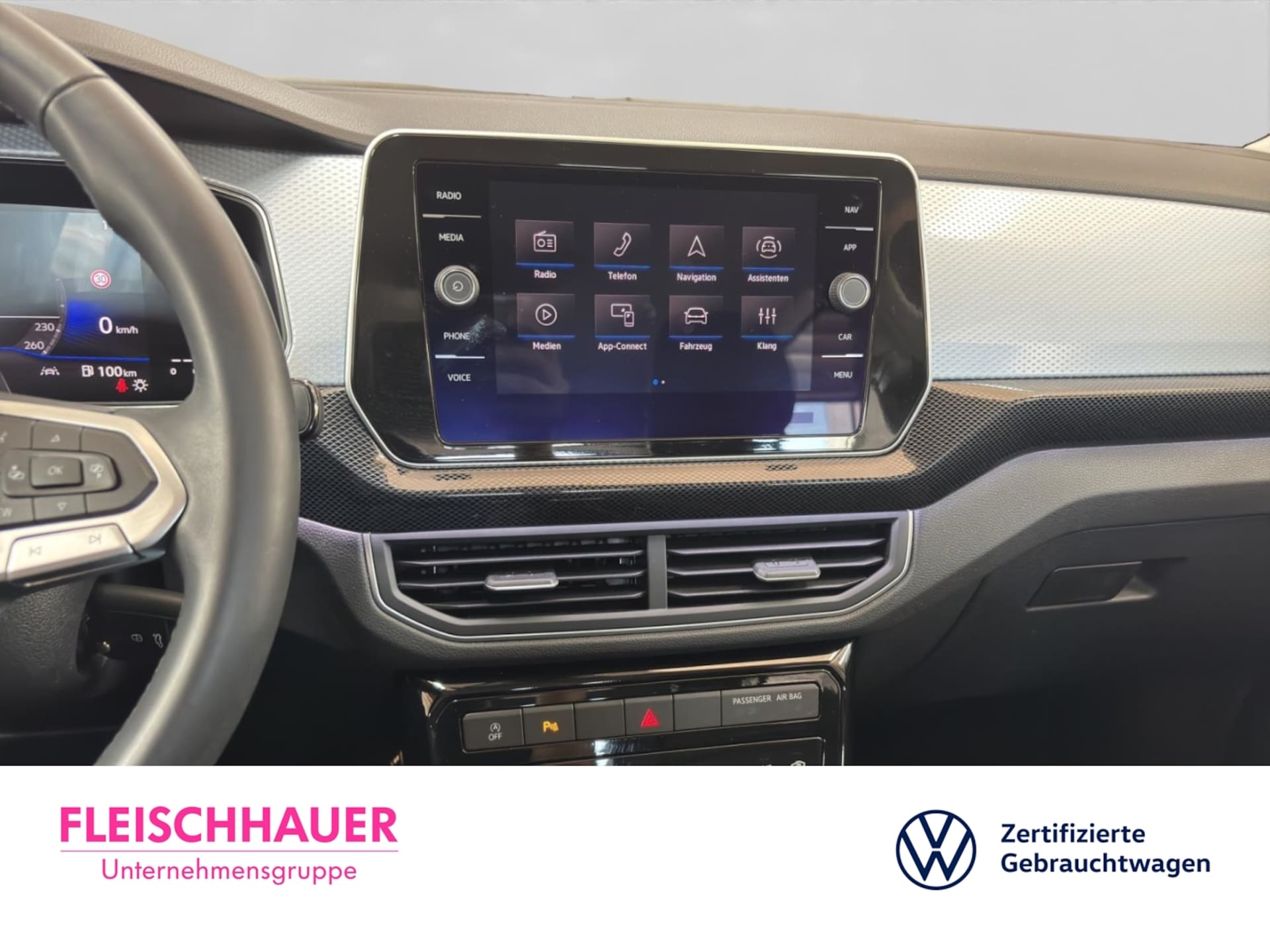 Volkswagen T-Cross Life