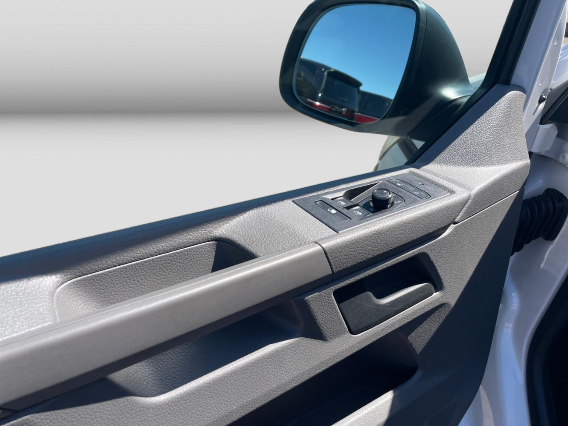 Volkswagen T6.1 Transporter Kasten kurzer Radstand
