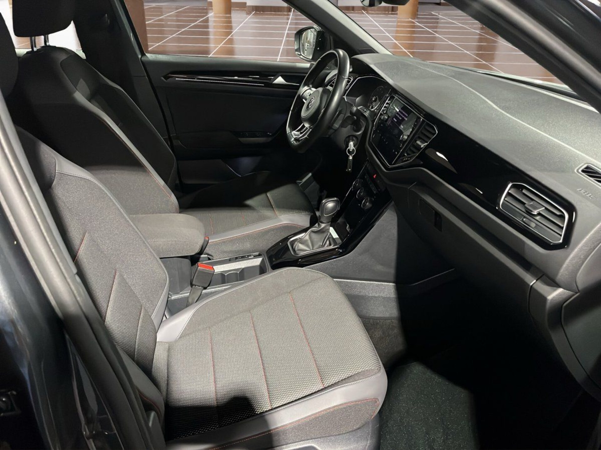Volkswagen T-Roc Sport
