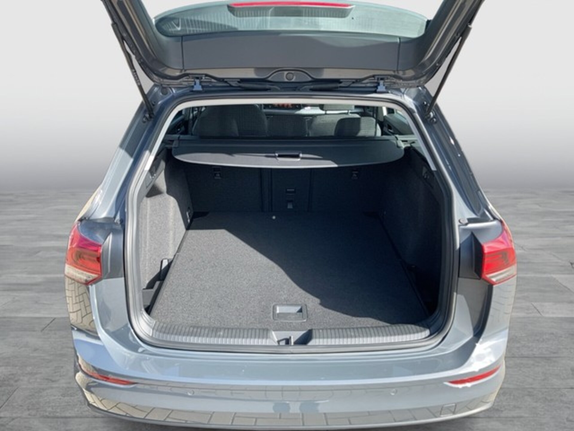 Volkswagen Golf Variant Life