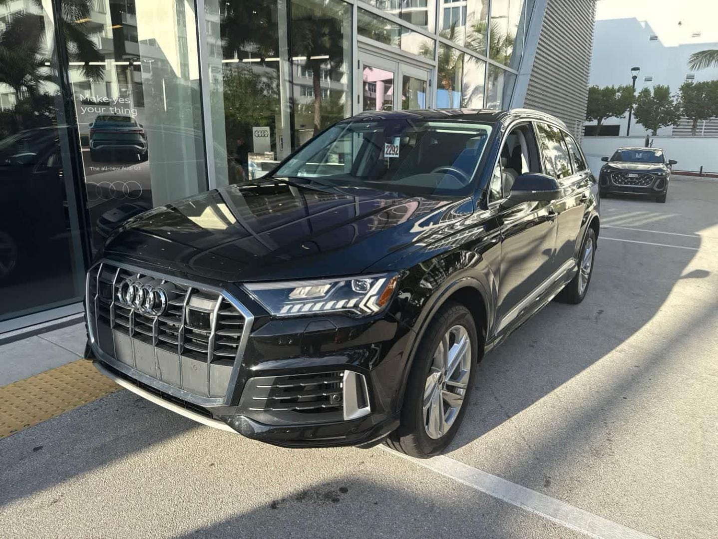 2023 Audi Q7 55 Premium Plus quattro Tiptronic's photo