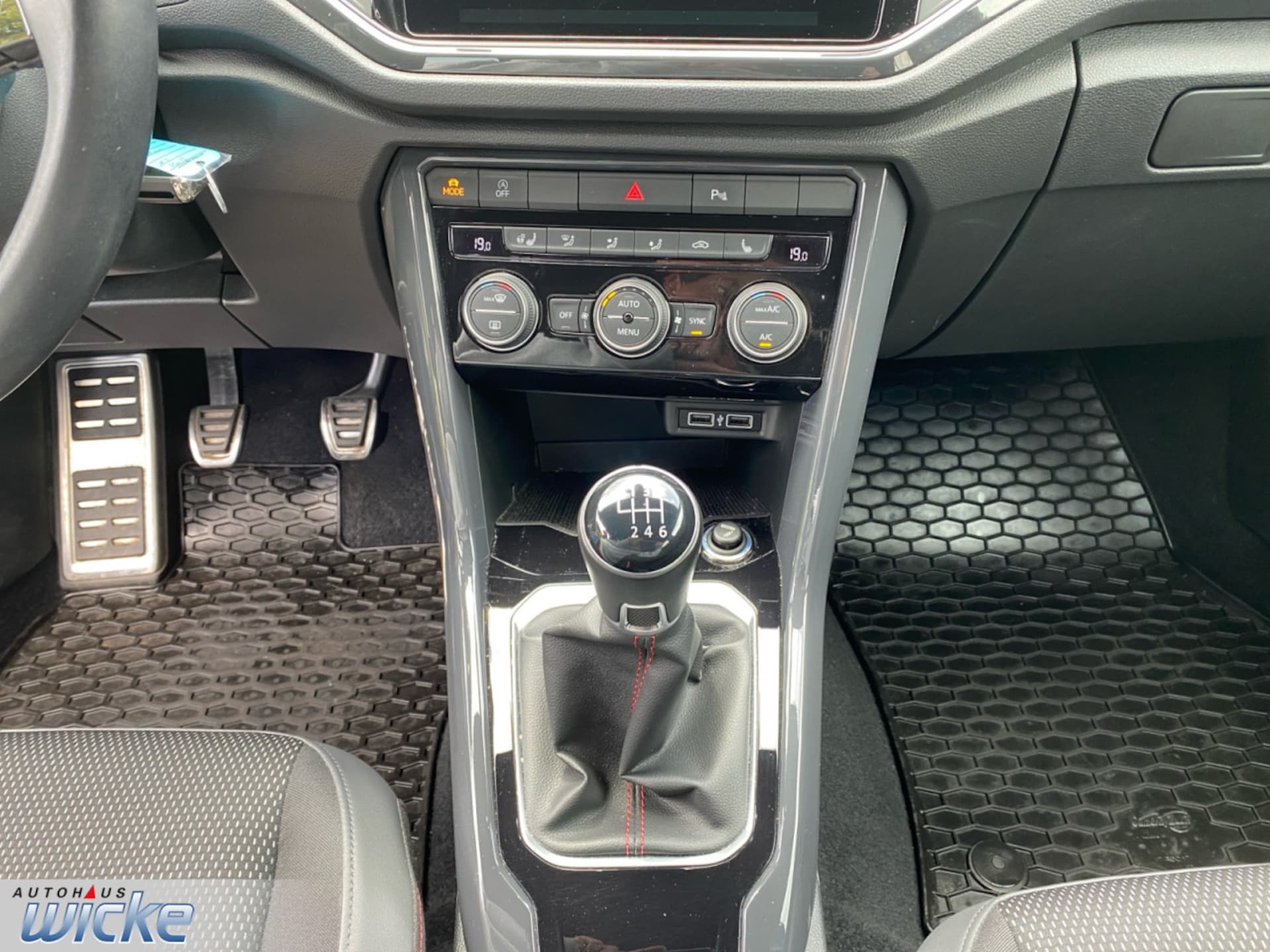 Volkswagen T-Roc Sport