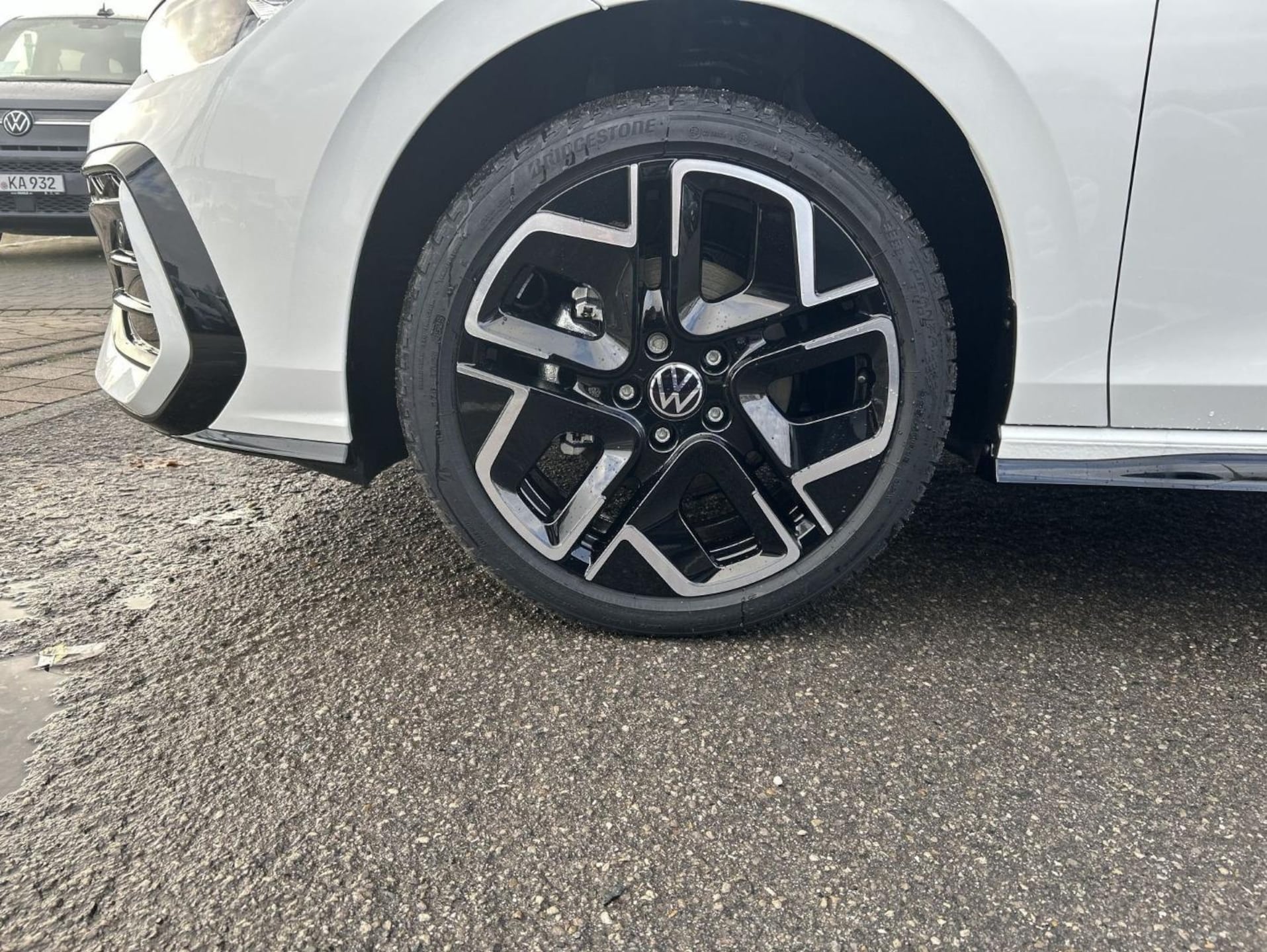 Volkswagen Golf R-Line