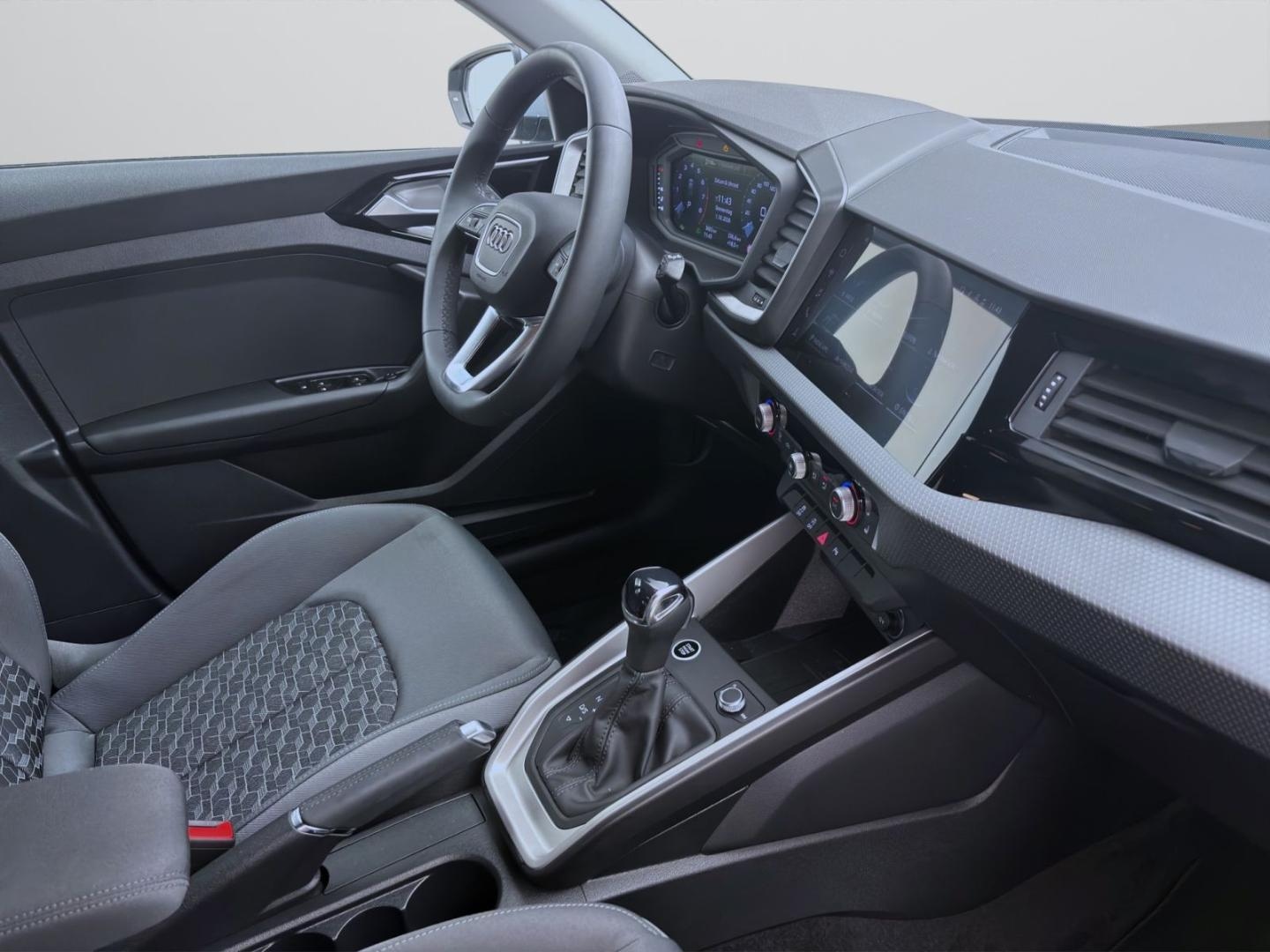 Bild über Audi A1 allstreet 35 TFSI S tronic - für weitere Informationen kontaktieren Sie den Audi Partner