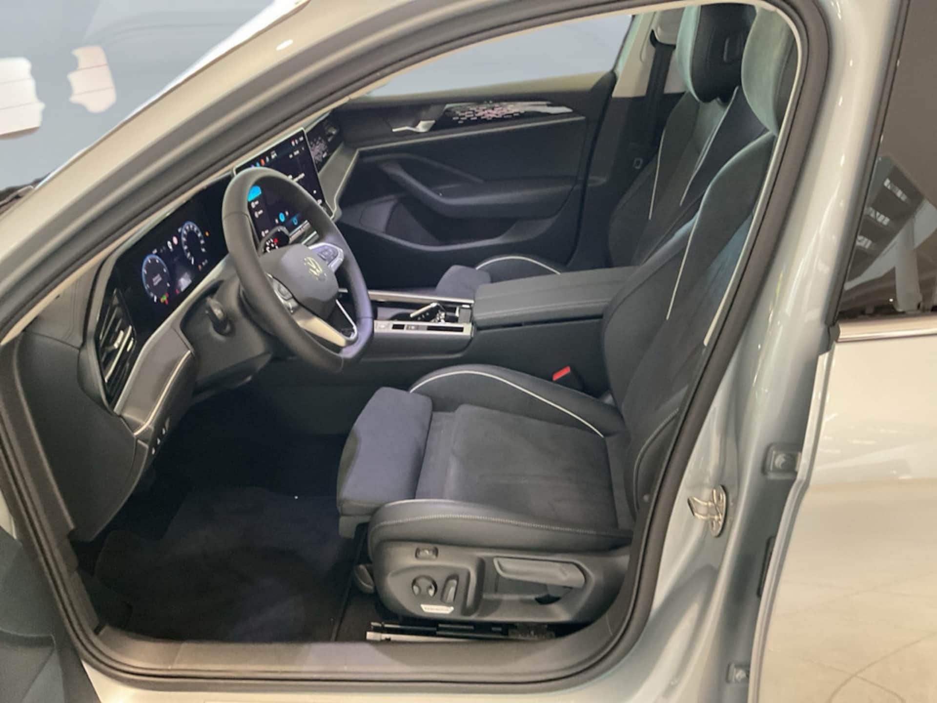 Volkswagen Passat Elegance