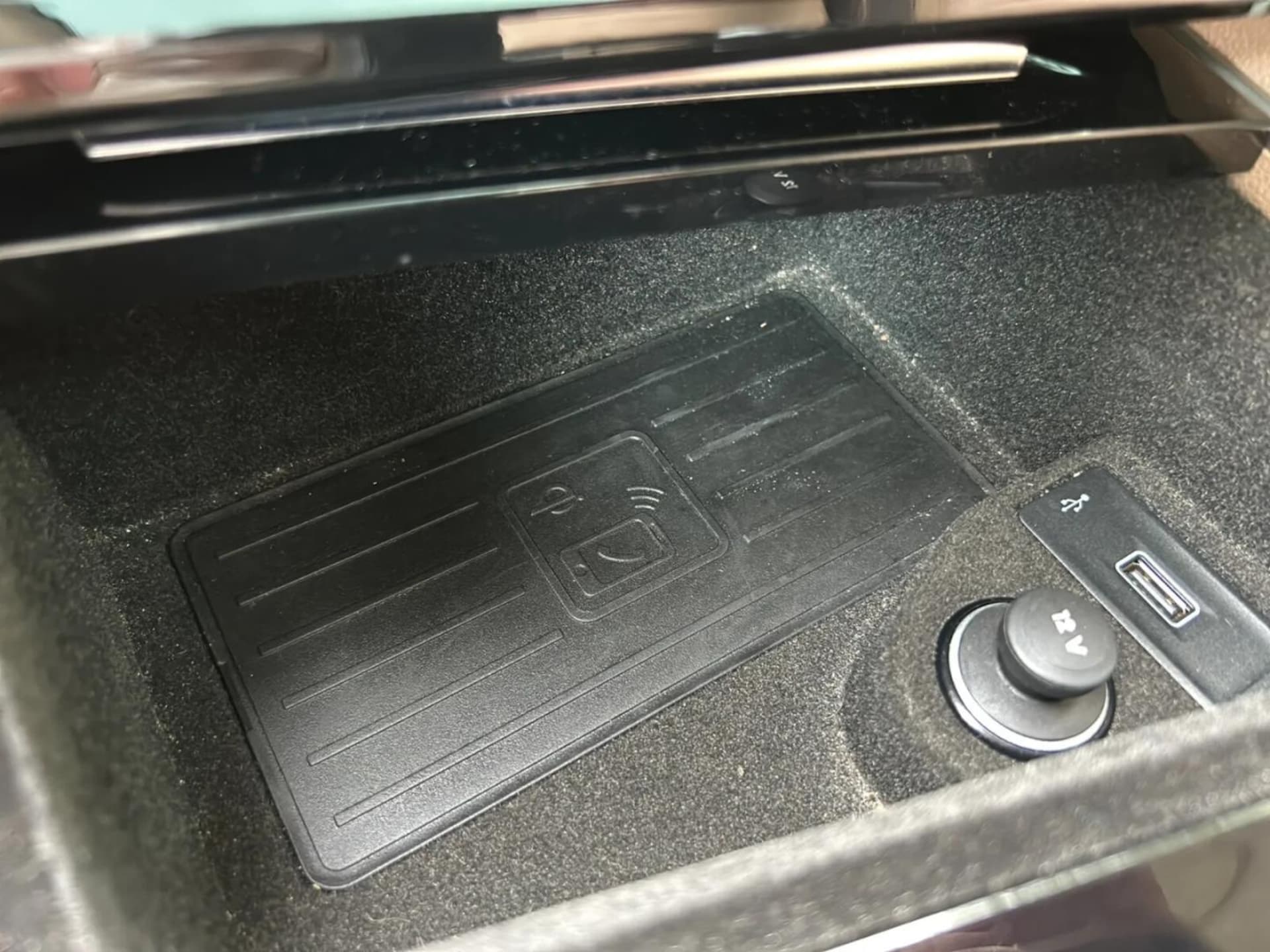 Volkswagen Touareg Model bazowy