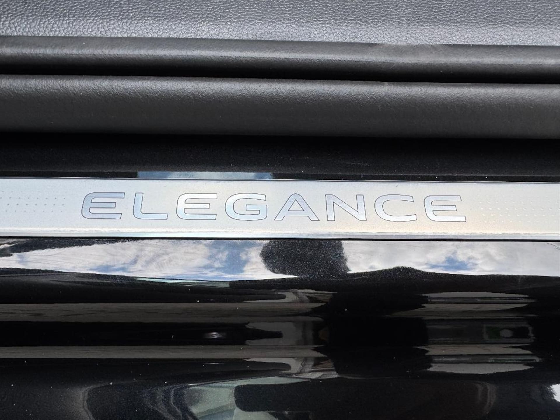 Volkswagen Passat Elegance