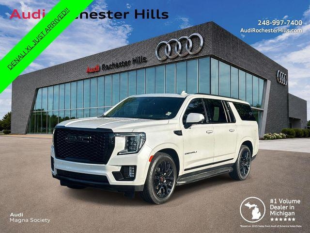 Photo of 2023 GMC Yukon XL