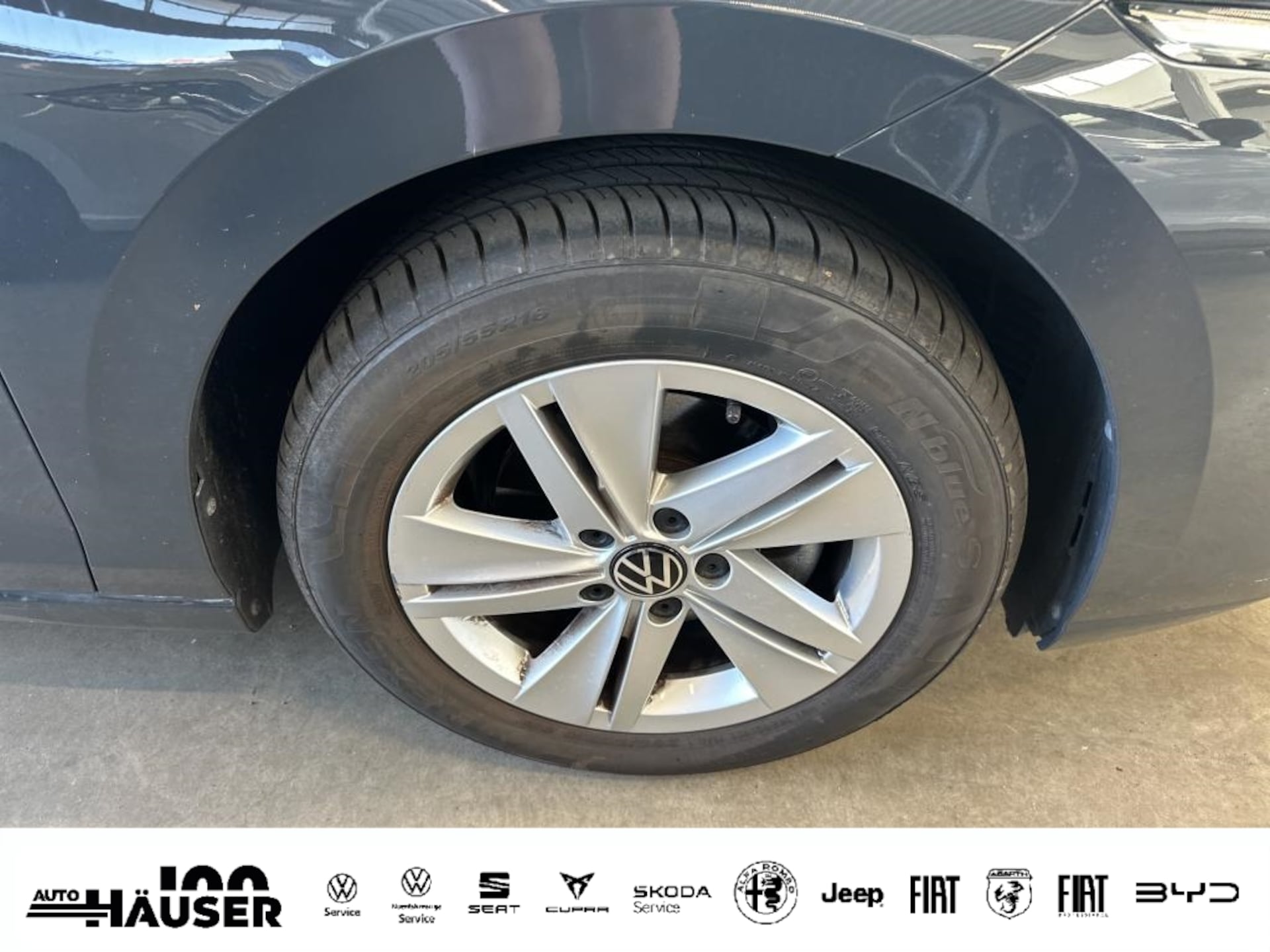 Volkswagen Golf Life