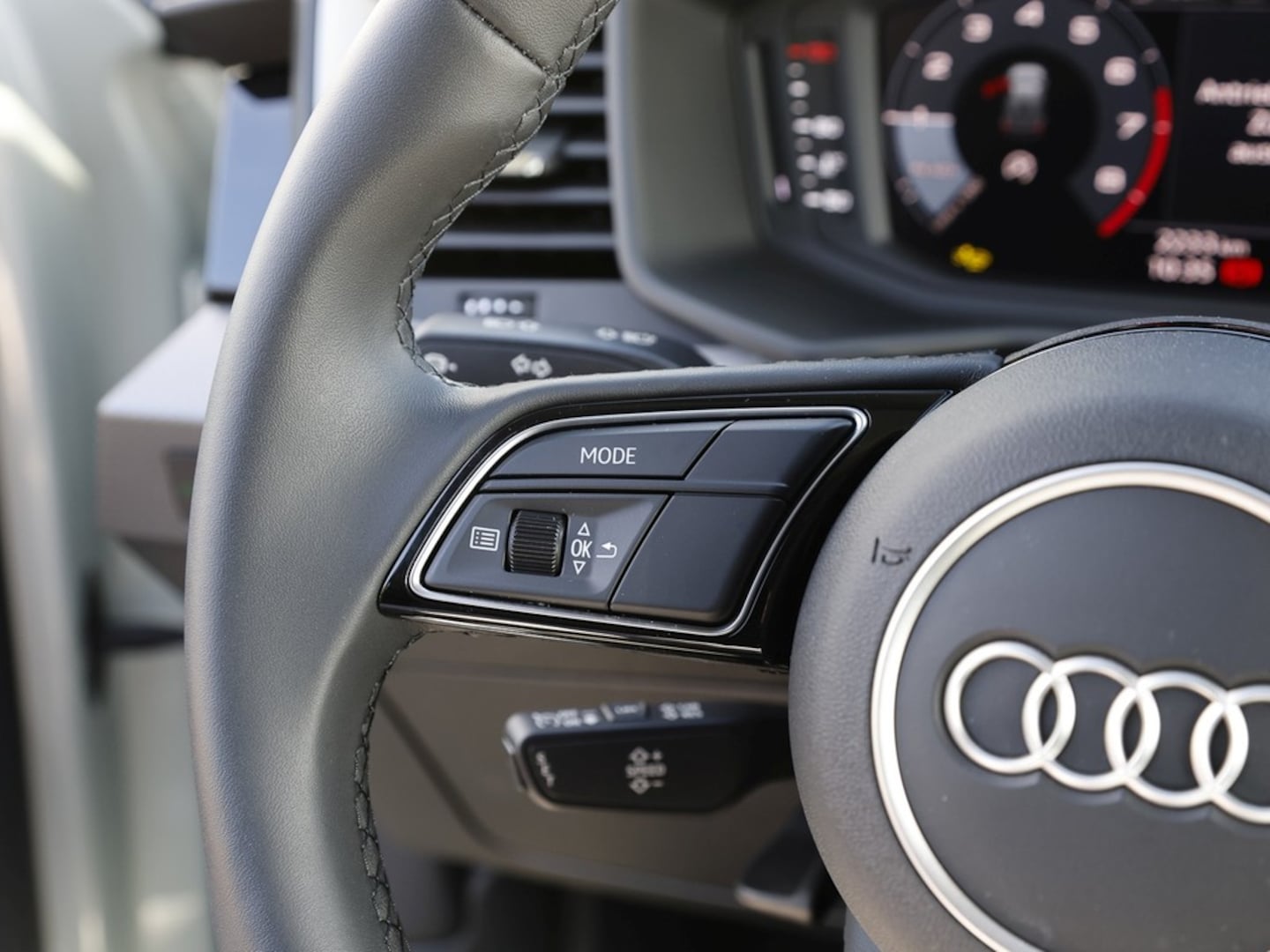 Bild über Audi A1 Sportback advanced 30 TFSI Schaltgetriebe - für weitere Informationen kontaktieren Sie den Audi Partner