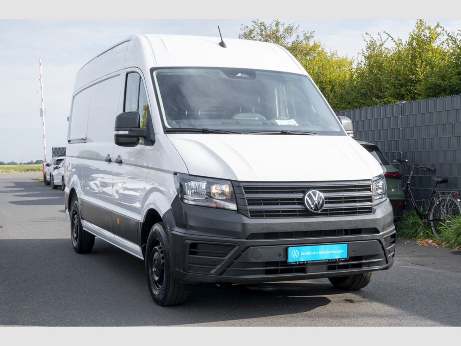 Volkswagen Crafter Kasten mittlerer Radstand – Bild 2