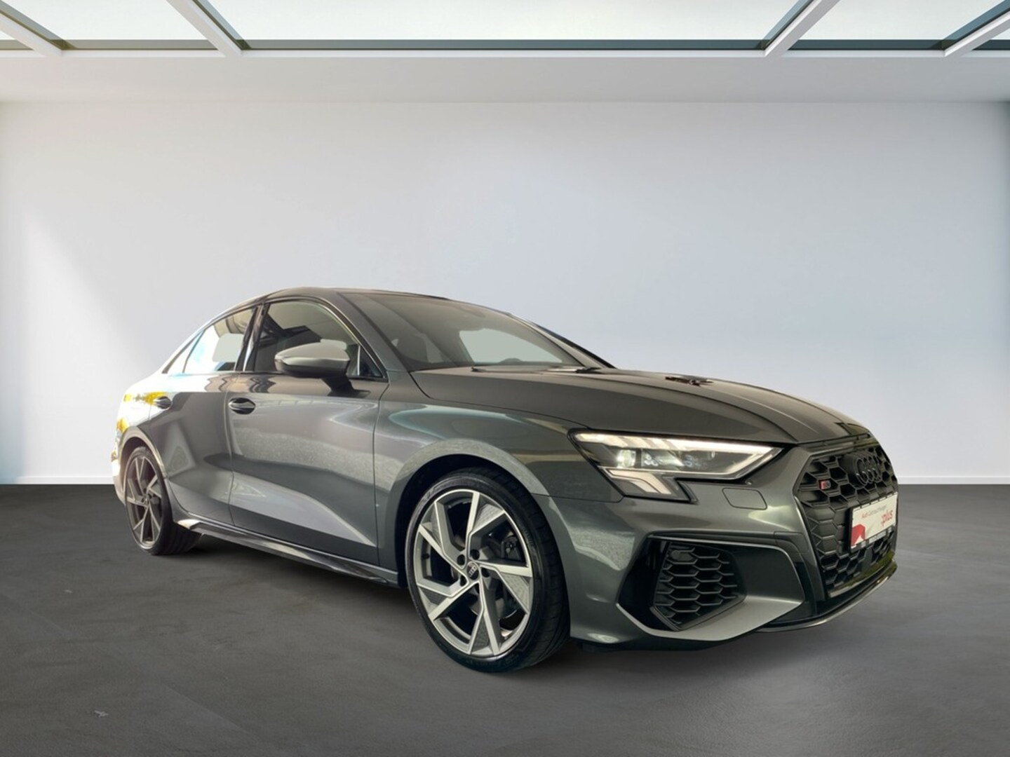 Bild über Audi S3 Limousine TFSI quattro S tronic - für weitere Informationen kontaktieren Sie den Audi Partner