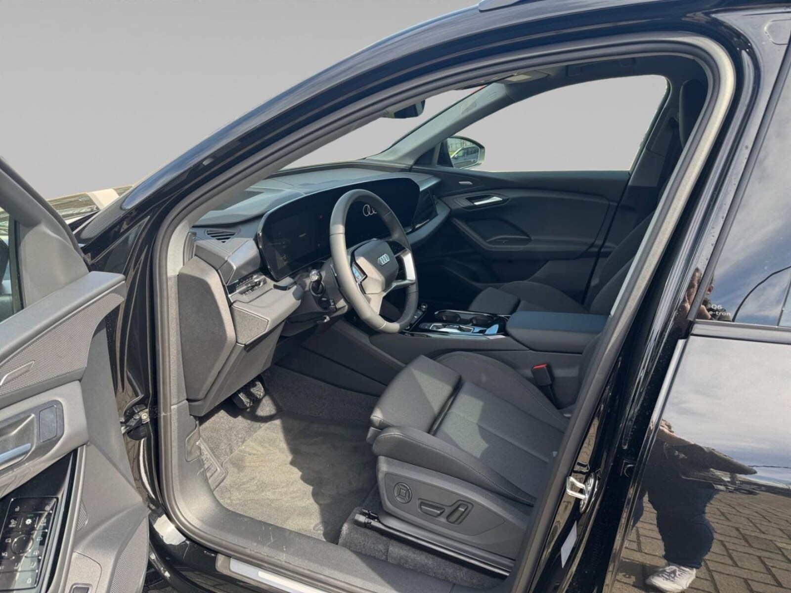 Audi Q6 e-tron – Bild 12