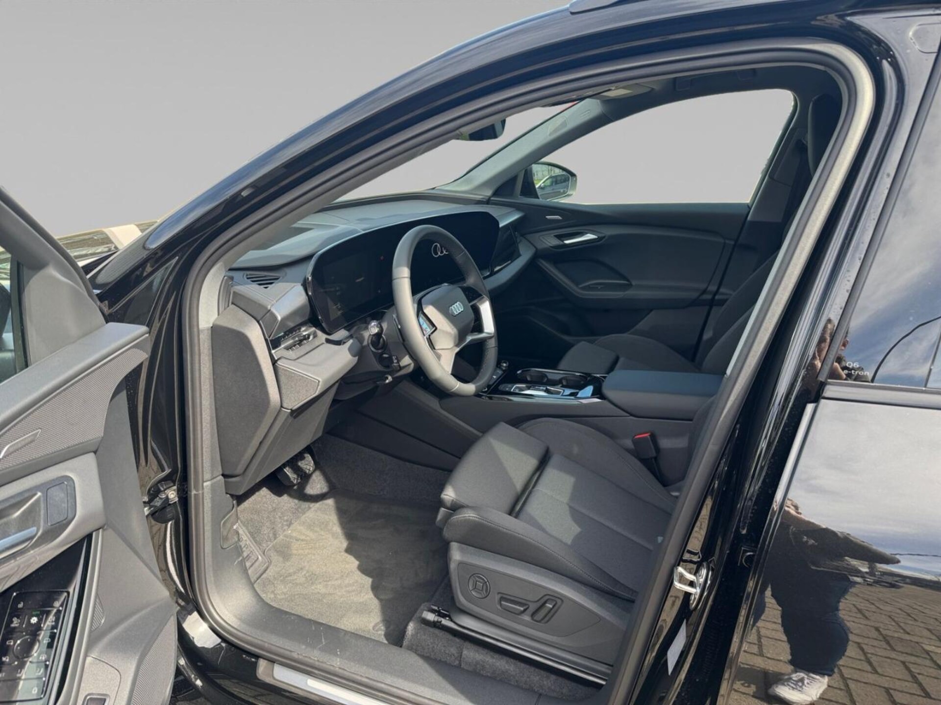 Audi Q6 SUV e-tron