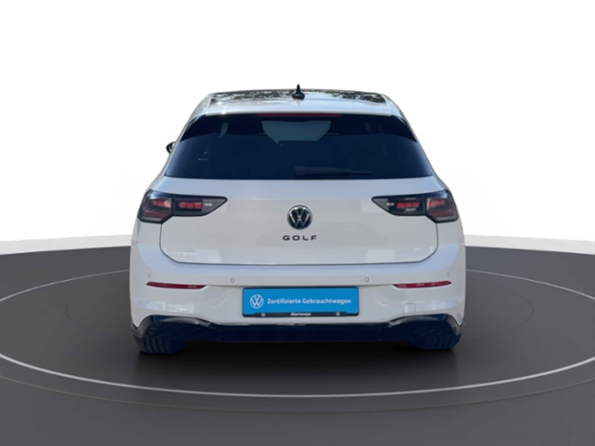 Volkswagen Golf R-Line