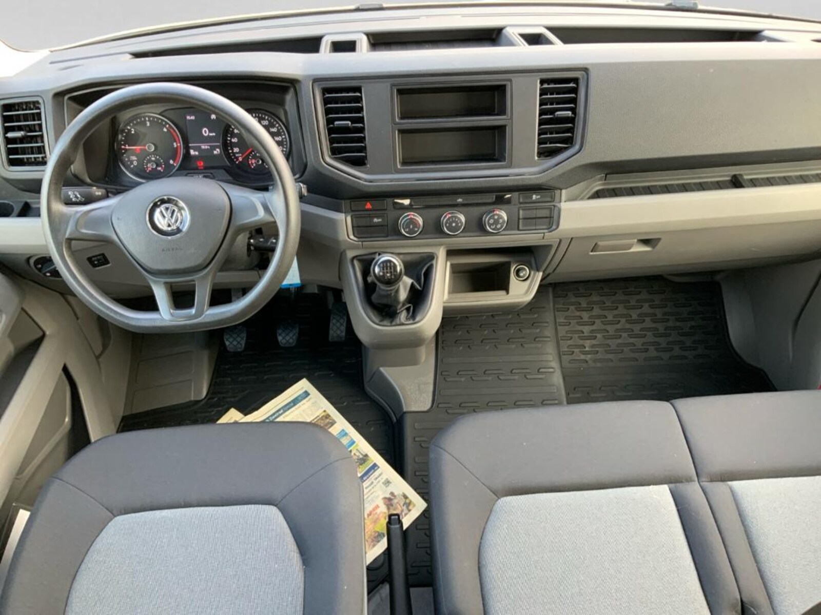 Volkswagen Crafter Doppelkabine mittlerer Radstand – Bild 10