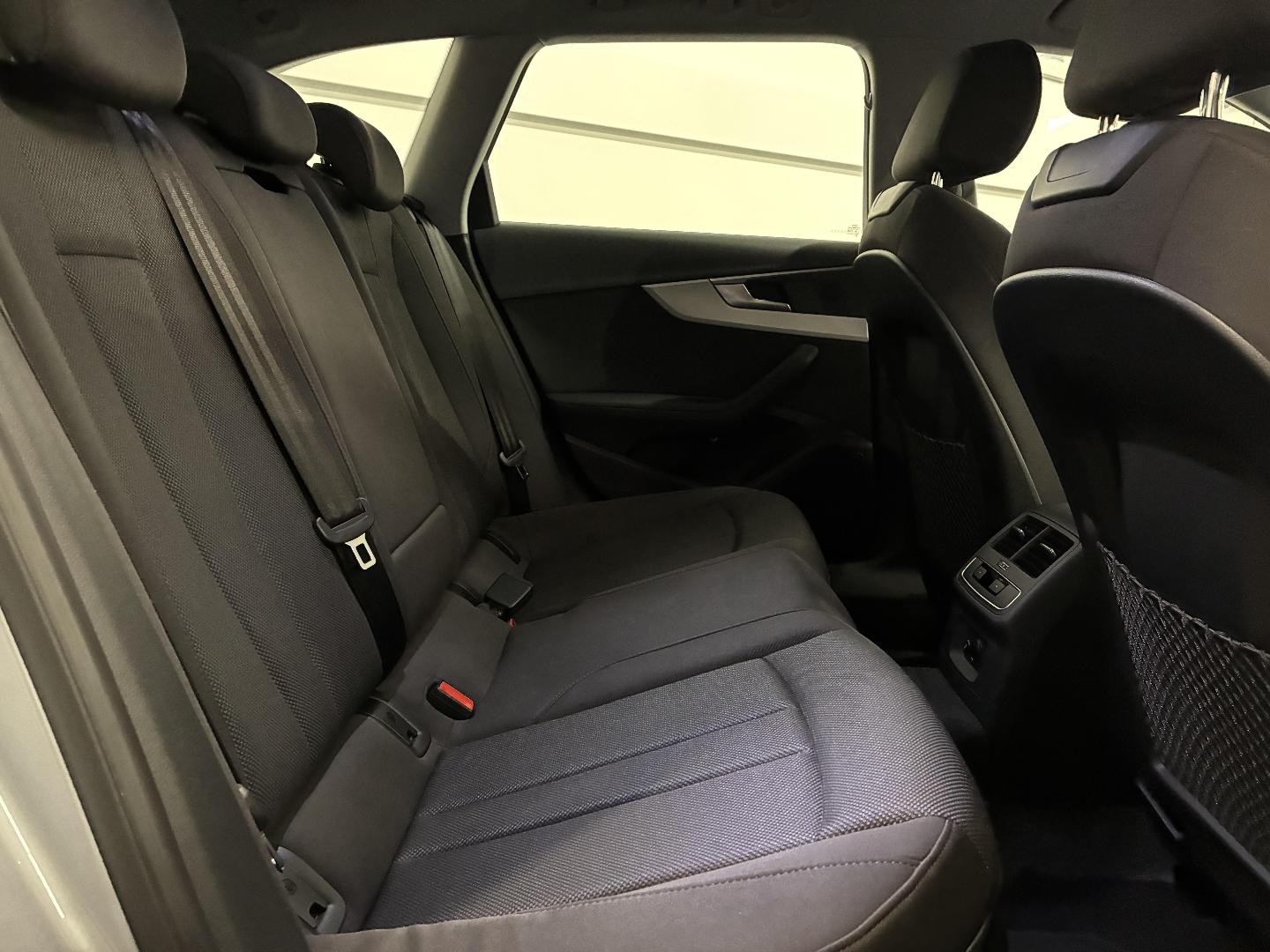 Image about Audi A4 Avant Design 35 TDI 120 kW (163 ch) S tronic