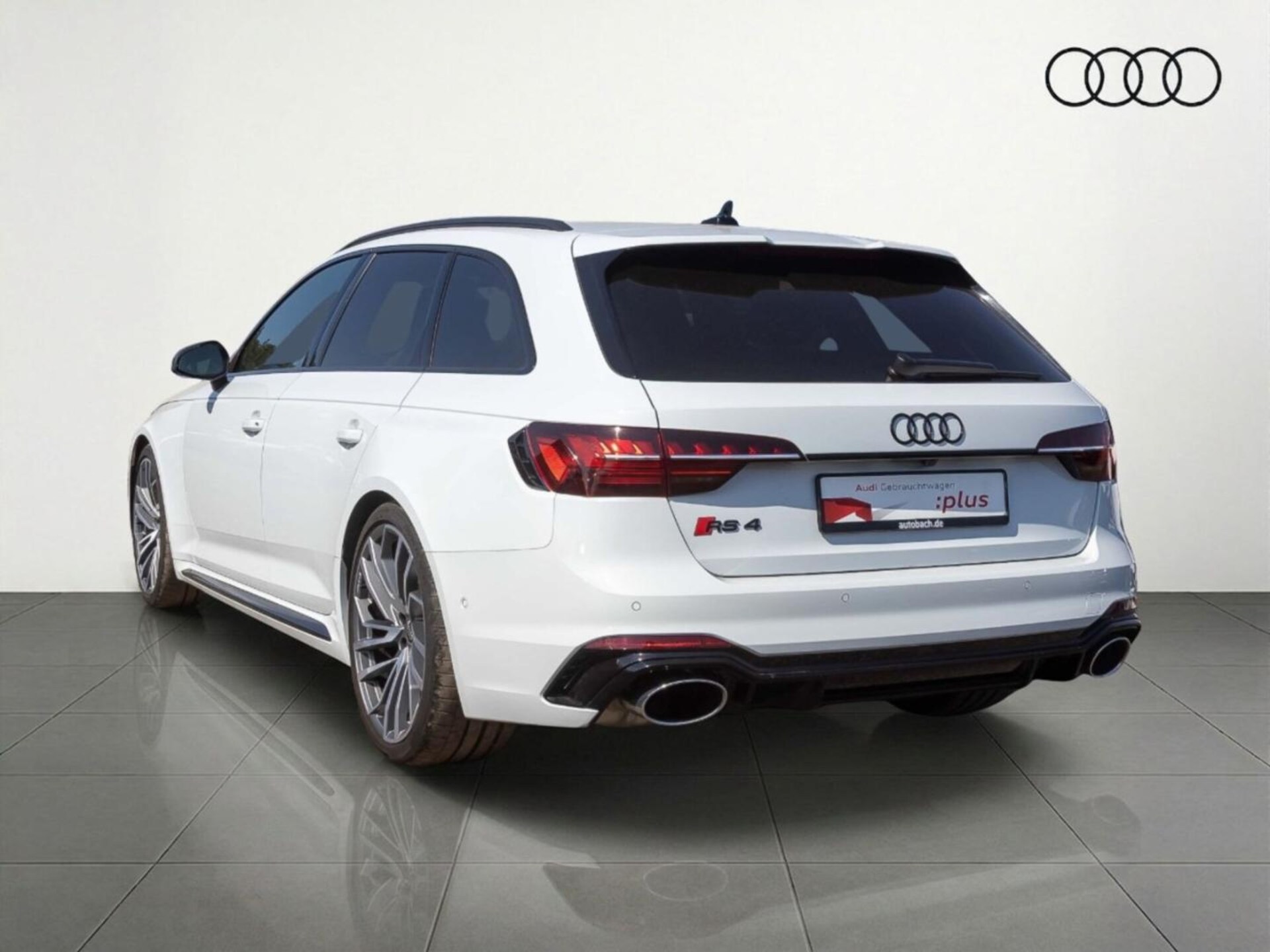 Audi RS 4 Avant