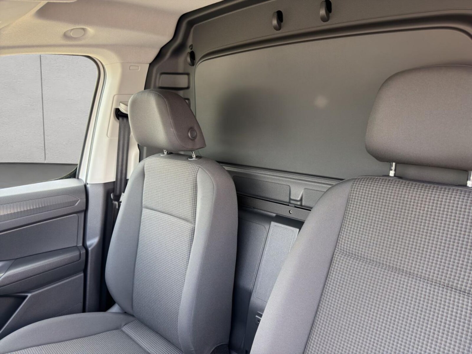 Volkswagen Caddy Cargo – Bild 17