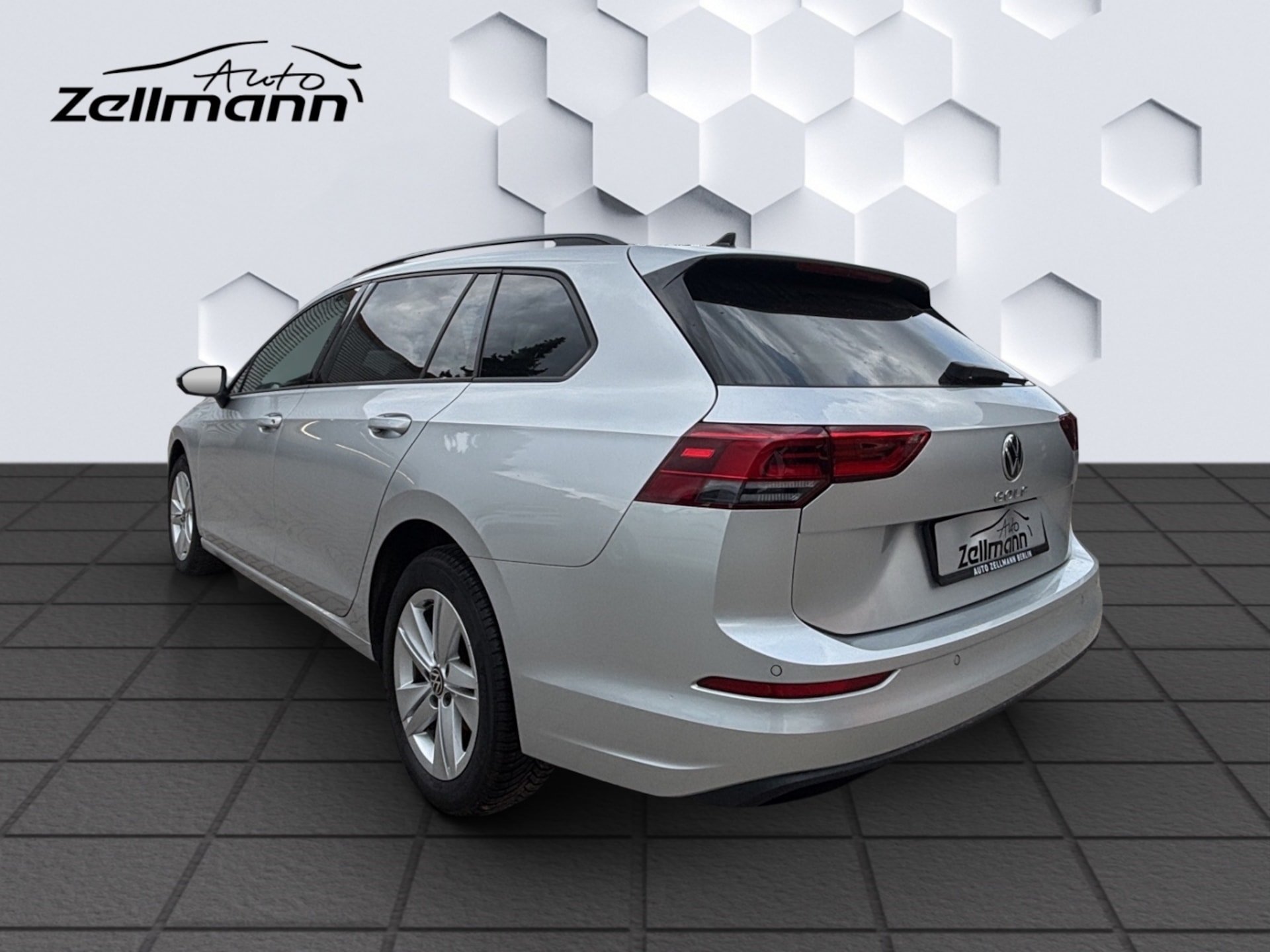 Volkswagen Golf Variant Life