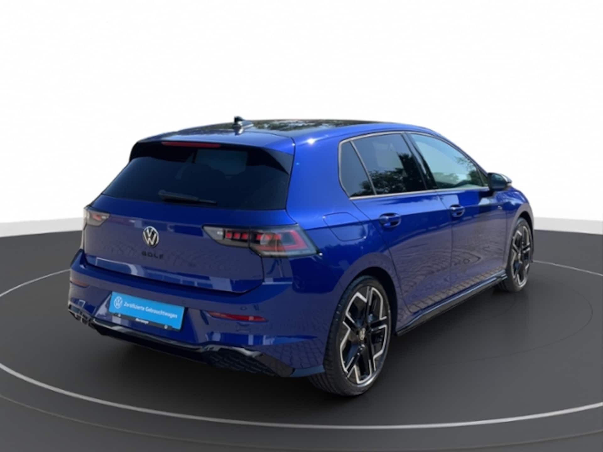 Volkswagen Golf R-Line