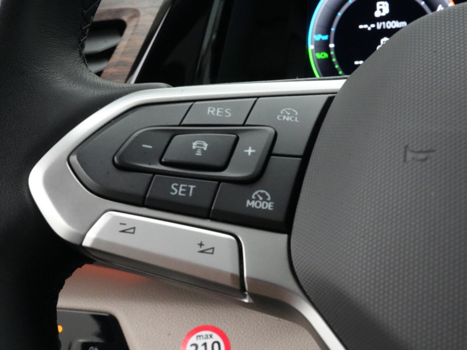 Volkswagen Multivan – Bild 7