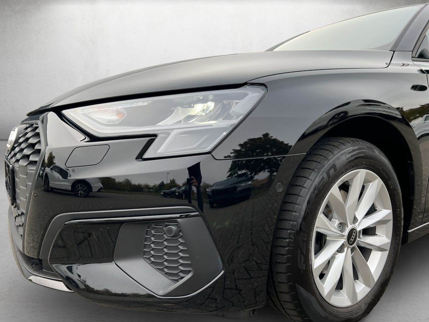 Bild über Audi A3 Sportback 30 TFSI Schaltgetriebe - für weitere Informationen kontaktieren Sie den Audi Partner