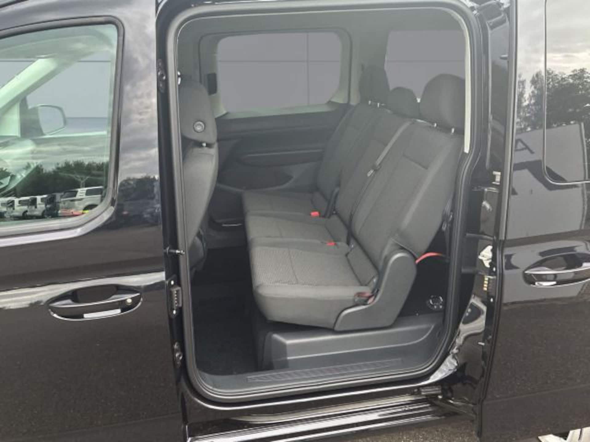 Volkswagen Caddy Maxi Basis-Modell