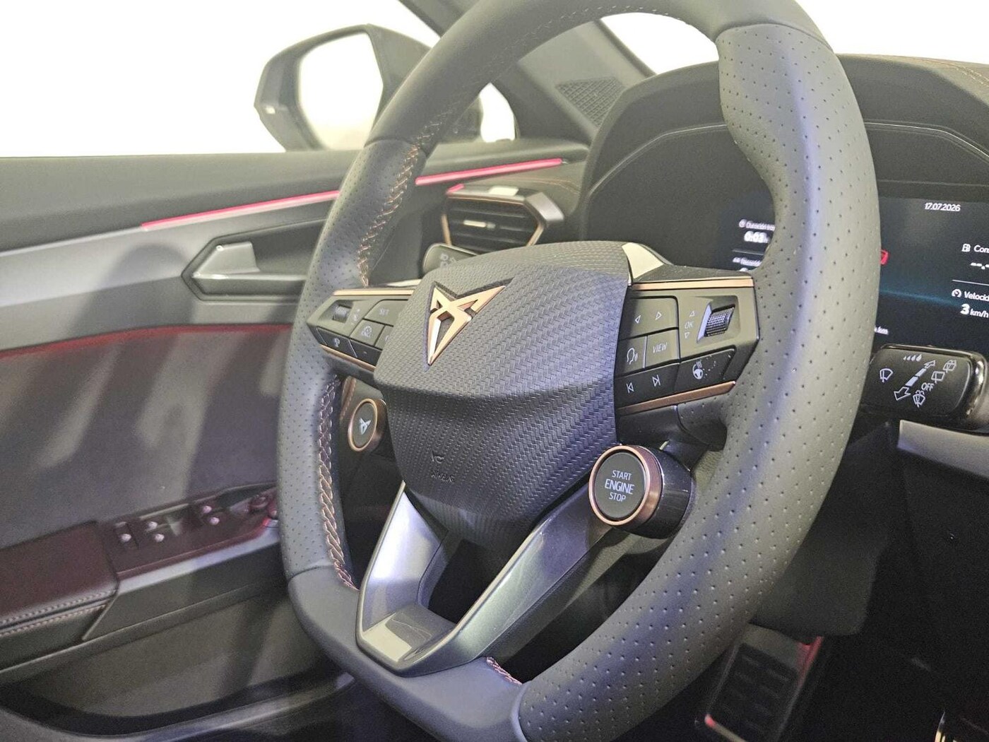 CUPRA Formentor 1.5 eTSI Beyond DSG 110 kW (150 CV) — photo 14