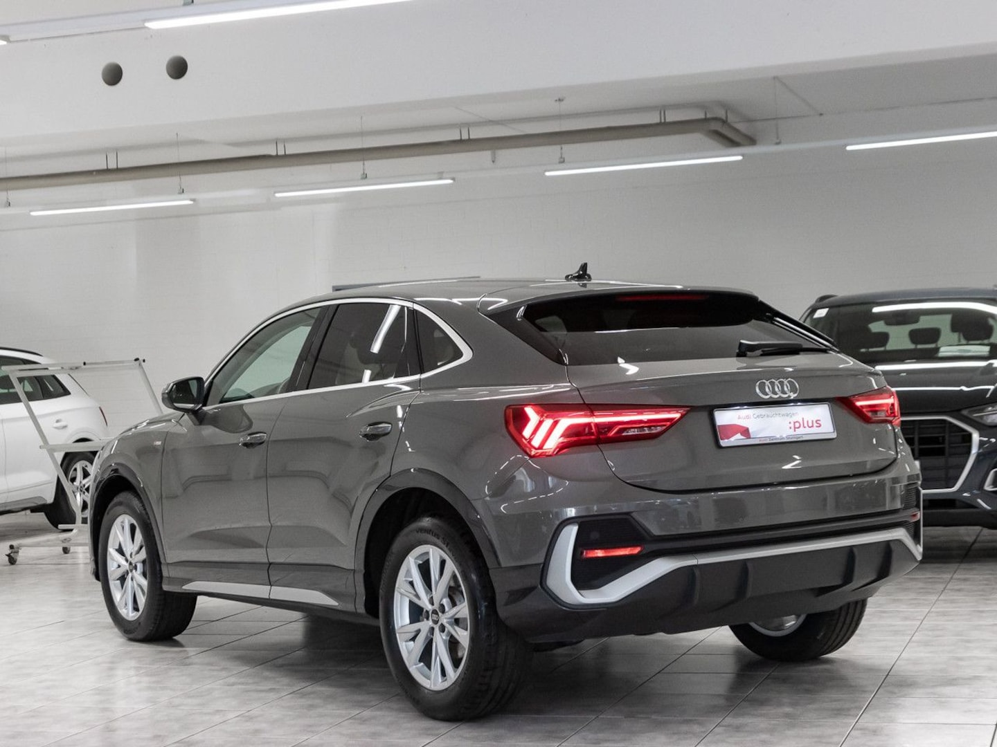 Bild über Audi Q3 Sportback S line 35 TFSI S tronic - für weitere Informationen kontaktieren Sie den Audi Partner